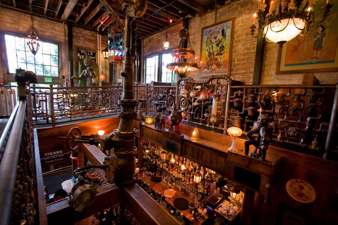 Mcmenamins Kennedy School 3*